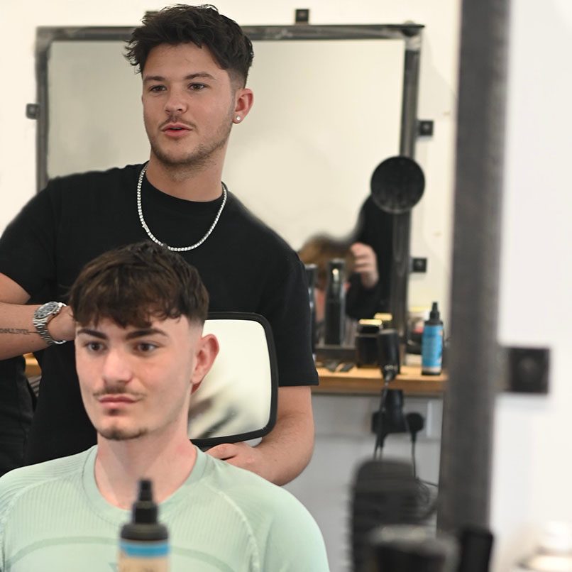 Wombourne barbershop best haircut review